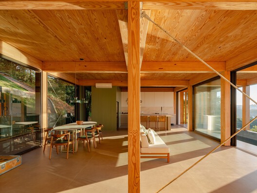 Rouxinol House / Sergio Sampaio Archi + Tectônica Rouxinol House / Sergio Sampaio Archi + Tectônica - Interior Photography, Wood, Beam, Deck