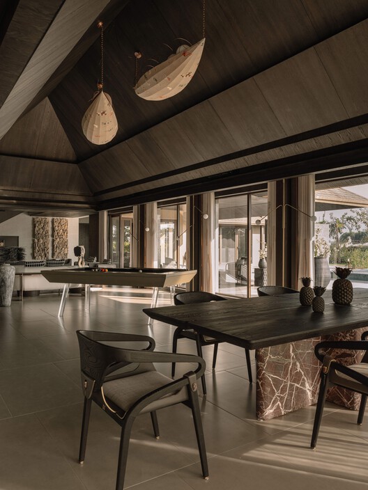 Weekend Villa / R+R Architects Weekend Villa / R+R Architects - Interior Photography, Wood, Lighting, Chair