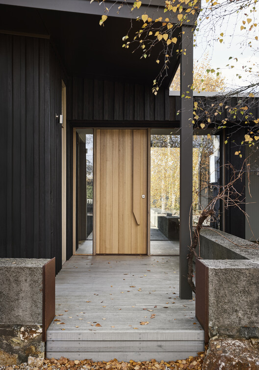 La Casa Plinto 2 / Luke Stanley Architects - Fotografía interior, Madera, Puerta