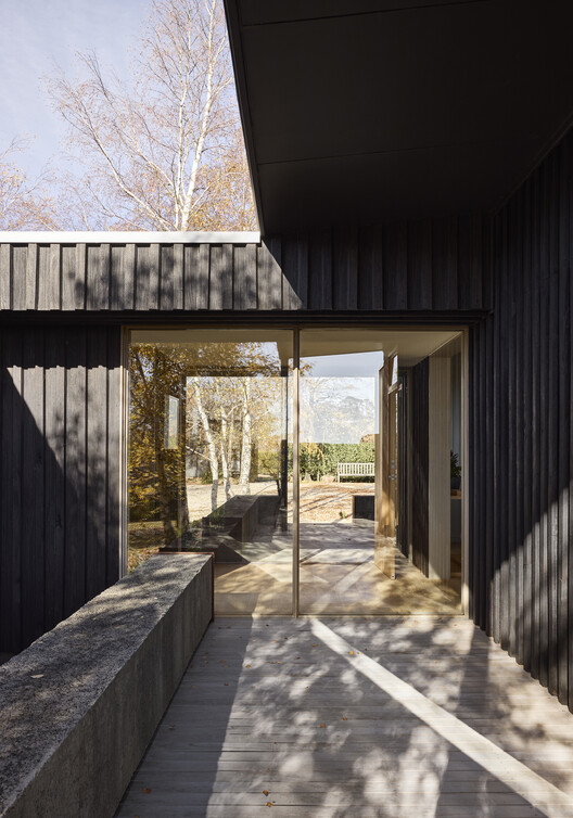 The Plinth House 2 / Luke Stanley Architects The Plinth House 2 / Luke Stanley Architects - Image 9 of 16