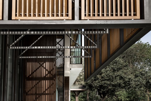 Lighthouse Residence / Architecture Discipline - Image 13 of 29