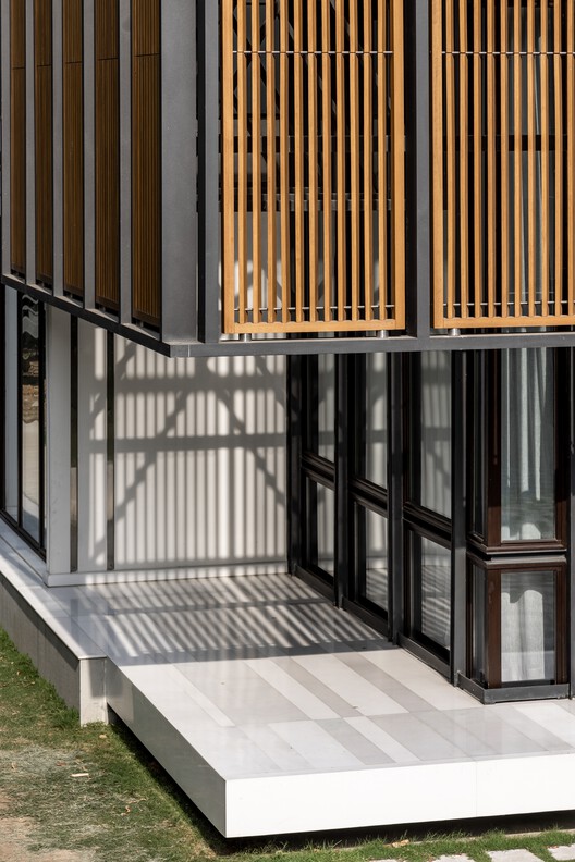 Lighthouse Residence / Architecture Discipline - Image 11 of 29