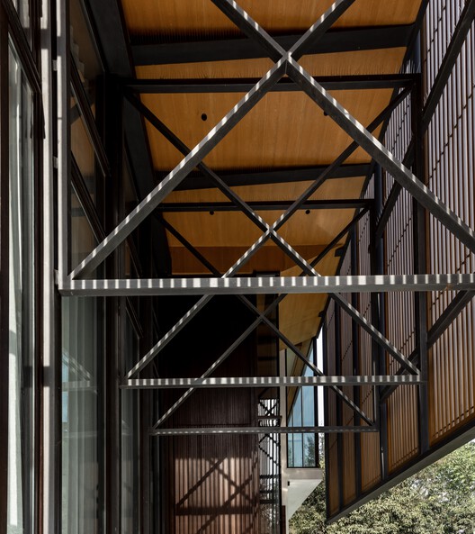 Lighthouse Residence / Architecture Discipline - Image 14 of 29