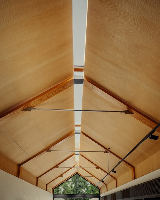 Lighthouse Residence / Architecture Discipline - Interior Photography, Wood, Beam