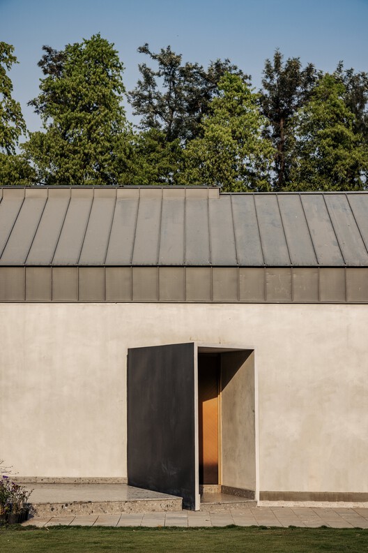 Lighthouse Residence / Architecture Discipline - Exterior Photography, Concrete