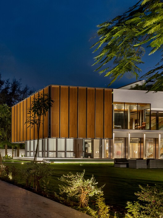 Lighthouse Residence / Architecture Discipline - Exterior Photography, Garden, Courtyard