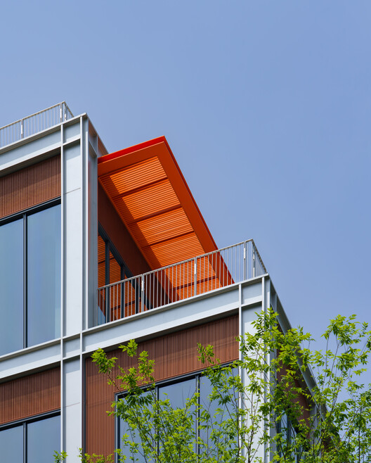 Greentown ThinkWorks / LYCS Architecture + GLA Greentown ThinkWorks / LYCS Architecture + GLA - Fotografía exterior, Balcón
