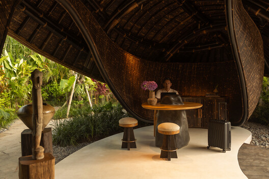 Kaymana Wave Reception / Pablo Luna Studio Kaymana Wave Reception / Pablo Luna Studio - Interior Photography, Wood