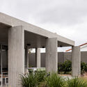 Casa Attraverso il Patio / otro estudio - Houses