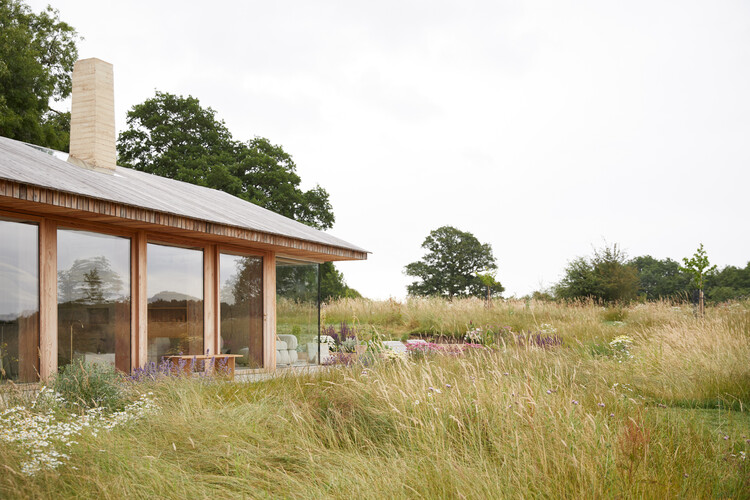 La Residencia Makers Barn / HUTCH design - Casas