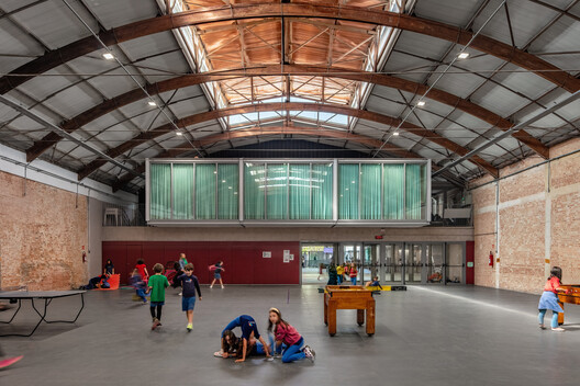 Beacon School High School / Andrade Morettin Arquitetos Associados + Guido Otero Arquitetura + Ricardo Gusmão Arquitetos - Interior Photography