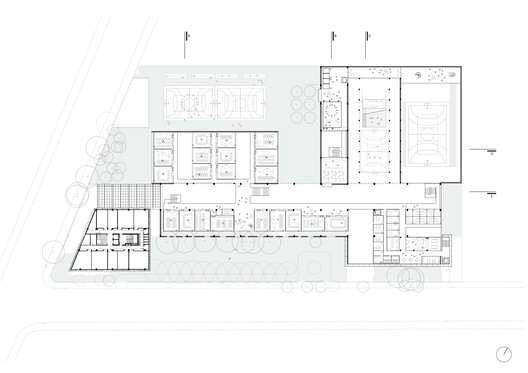 Beacon School High School / Andrade Morettin Arquitetos Associados + Guido Otero Arquitetura + Ricardo Gusmão Arquitetos - Image 24 of 28
