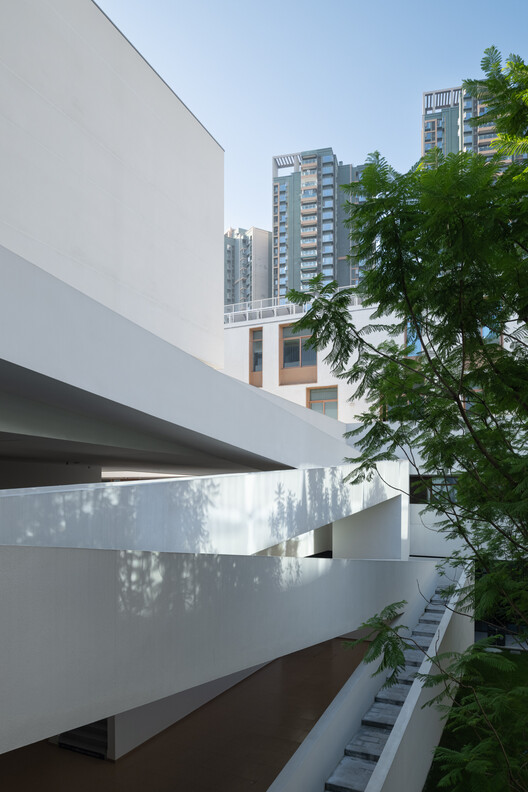 Chengdu Haiyang Road Middle School / Changwu Architects Chengdu Haiyang Road Middle School / Changwu Architects - Image 20 of 44