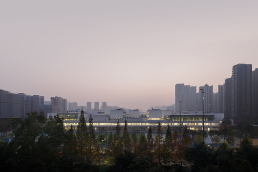 Chengdu Haiyang Road Middle School / Changwu Architects Chengdu Haiyang Road Middle School / Changwu Architects - Exterior Photography, Cityscape