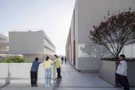 Chengdu Haiyang Road Middle School / Changwu Architects Chengdu Haiyang Road Middle School / Changwu Architects - Exterior Photography