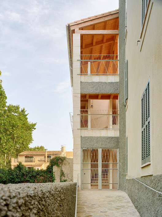 The Balearic Social Housing Model Receives the 2026 OBEL Award - Image 17 of 28
