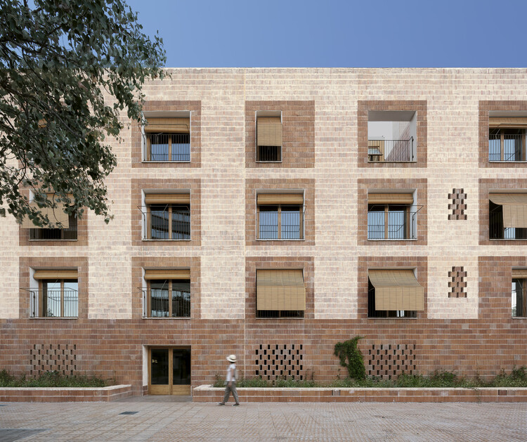 The Balearic Social Housing Model Receives the 2026 OBEL Award - More Images