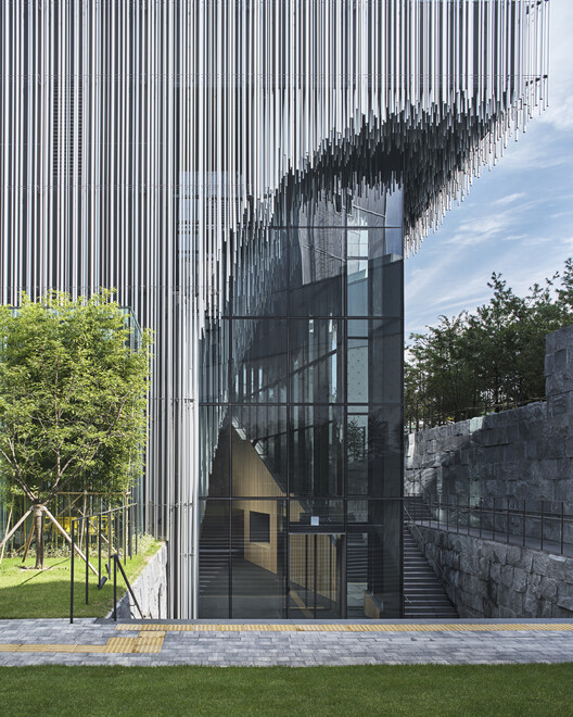 Kengo Kuma to Receive the 2027 Andrée Putman Lifetime Achievement Award Kengo Kuma to Receive the 2027 Andrée Putman Lifetime Achievement Award - Image 10 of 13