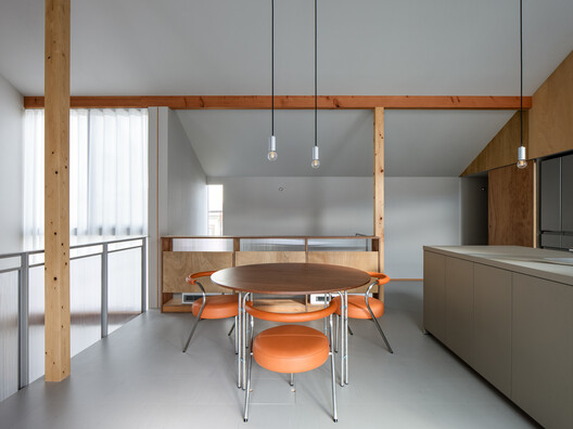 House in Kamiyasu / Yutaka Yoshida Architect & Associates House in Kamiyasu / Yutaka Yoshida Architect & Associates - Interior Photography, Kitchen, Wood, Chair
