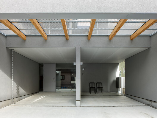 House in Kamiyasu / Yutaka Yoshida Architect & Associates House in Kamiyasu / Yutaka Yoshida Architect & Associates - Image 7 of 19