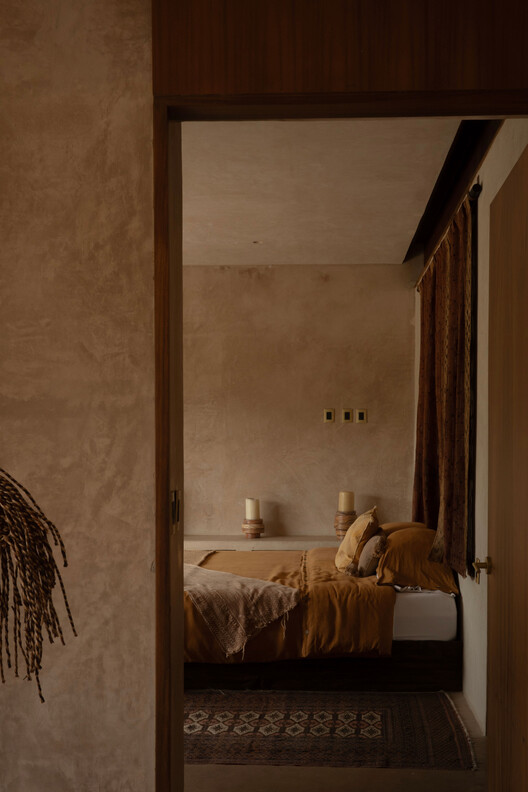 Casa Tepoztlán / DOSA STUDIO - Interior Photography, Bedroom, Wood, Lighting, Bed