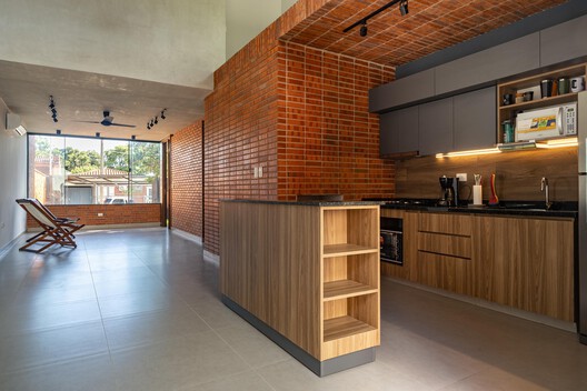 Vivienda E.ME / INDARQ - Interior Photography, Kitchen, Wood, Countertop, Brick