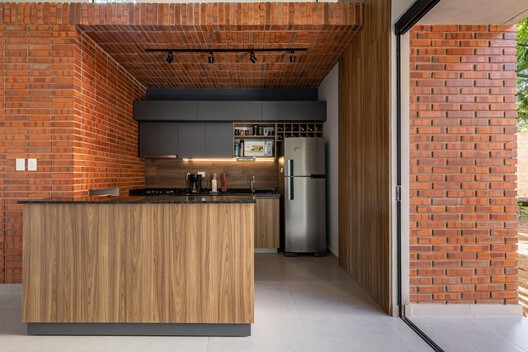 Vivienda E.ME / INDARQ - Interior Photography, Kitchen, Wood, Brick, Countertop