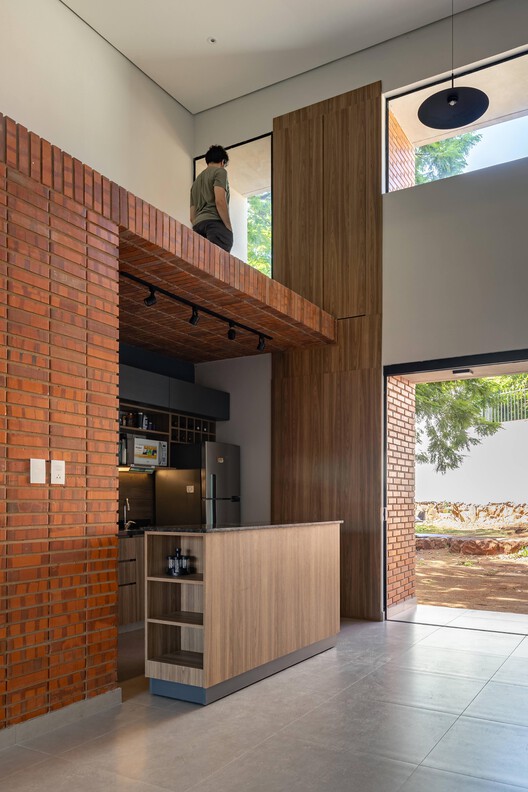 Vivienda E.ME / INDARQ - Interior Photography, Kitchen, Wood, Brick