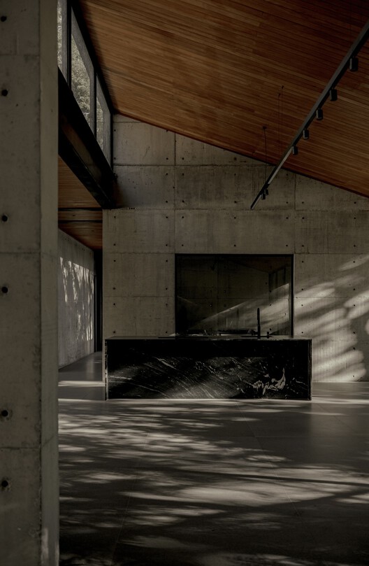 Adentro House / TETRO Arquitetura Adentro House / TETRO Arquitetura - Image 19 of 34