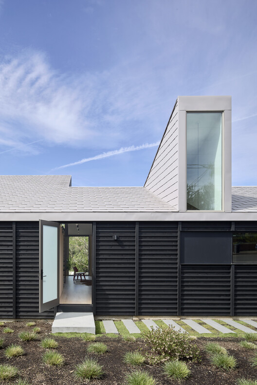 Casa y Estudio Gradient / Observation Studio Casa y Estudio Gradient / Observation Studio - Fotografía exterior, Puerta