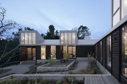 Casa y Estudio Gradient / Observation Studio Casa y Estudio Gradient / Observation Studio - Fotografía exterior, Fachada, Puerta, Patio interior