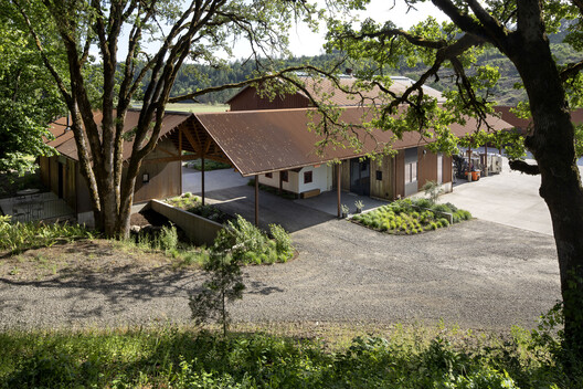 Bodega Sequitur / Estudio de observación - Fotografía exterior