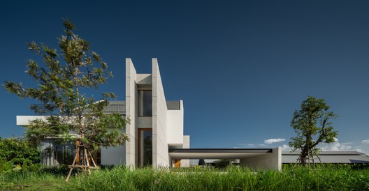 PIN’N PAN House / ForX Design Studio PIN’N PAN House / ForX Design Studio - Image 3 of 43
