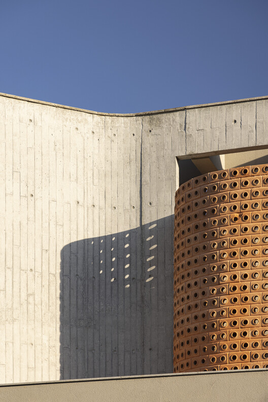 Hug House / TTAD Arquitetura Hug House / TTAD Arquitetura - Exterior Photography, Concrete