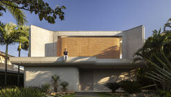 Hug House / TTAD Arquitetura