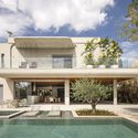 Hug House / TTAD Arquitetura - Exterior Photography, Houses, Courtyard, Balcony