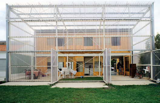 One House, Many Climates: When Greenhouse Design Enters the Home - Image 4 of 16