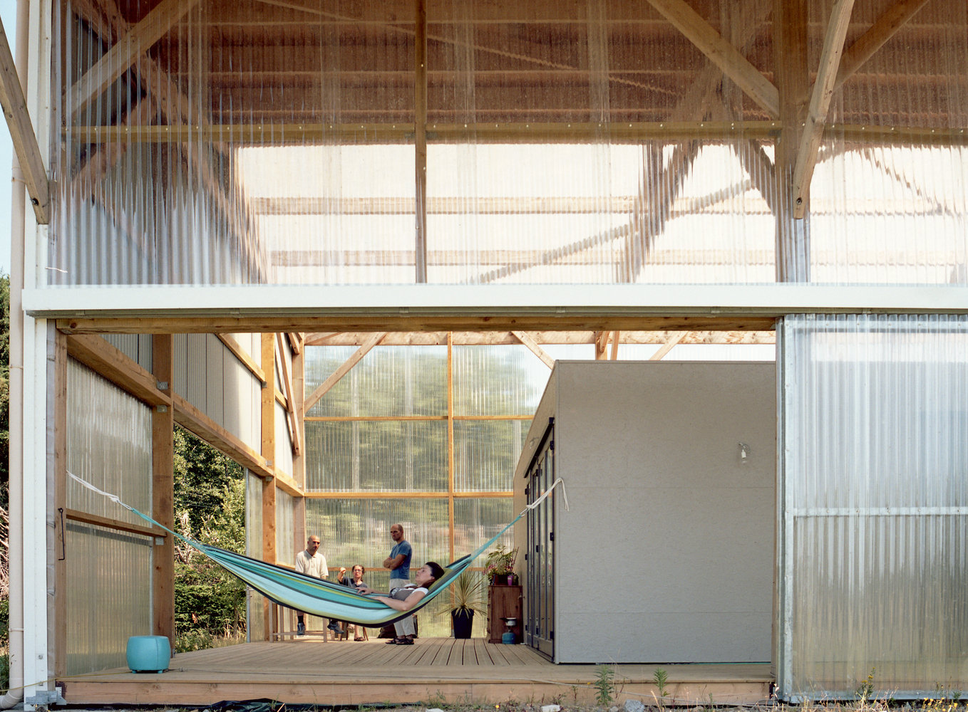 Gallery of One House, Many Climates: When Greenhouse Design Enters the Home - 14