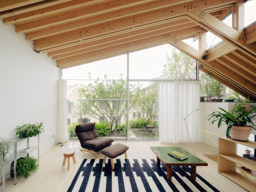 Split-Level Apartment  / Shiye Architecture Design and Research Practice - Interior Photography, Living Room, Wood, Lighting, Chair