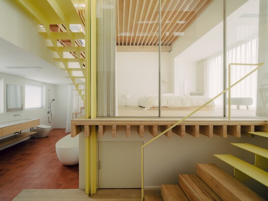 Split-Level Apartment  / Shiye Architecture Design and Research Practice - Image 6 of 47