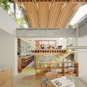 Apartamento em Meios-Níveis / Shiye Architecture Design and Research Practice - Fotografia de Interiores, Interiores Residenciais, Cozinha, Viga