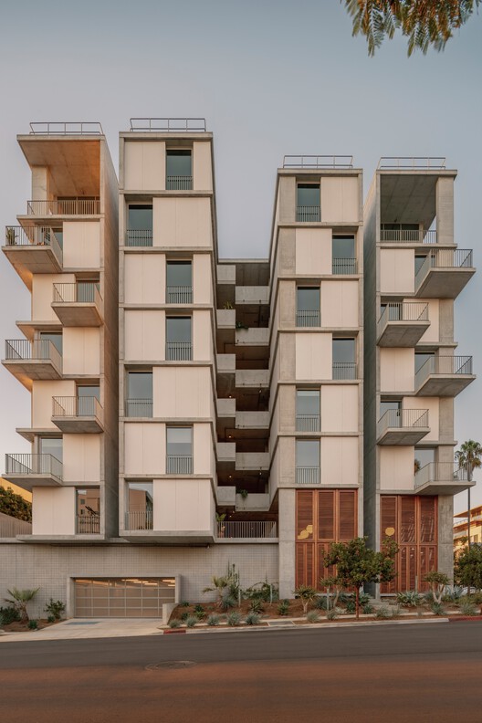 KAYA Building / Jeff Svitak KAYA Building / Jeff Svitak - Image 8 of 21