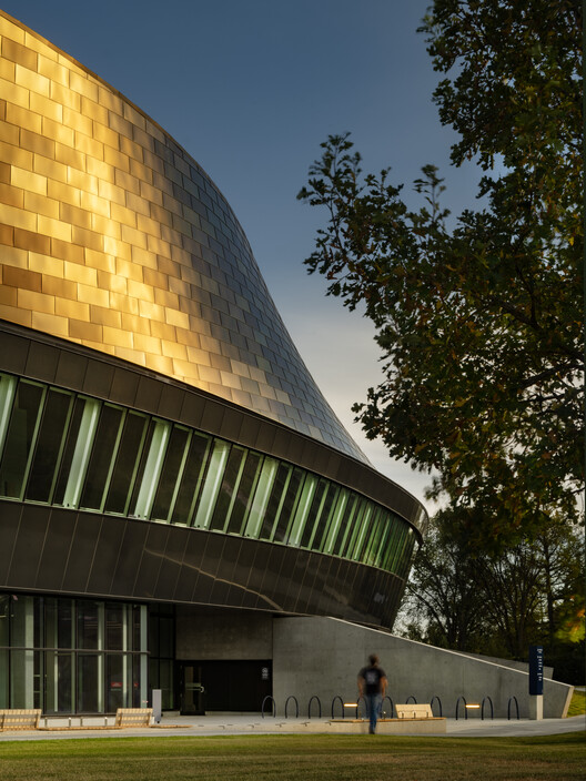 Coronation Park Sports and Recreation Centre / hcma architecture + design + Dub Architects + FaulknerBrowns Architects Coronation Park Sports and Recreation Centre / hcma architecture + design + Dub Architects + FaulknerBrowns Architects - Exterior Photography