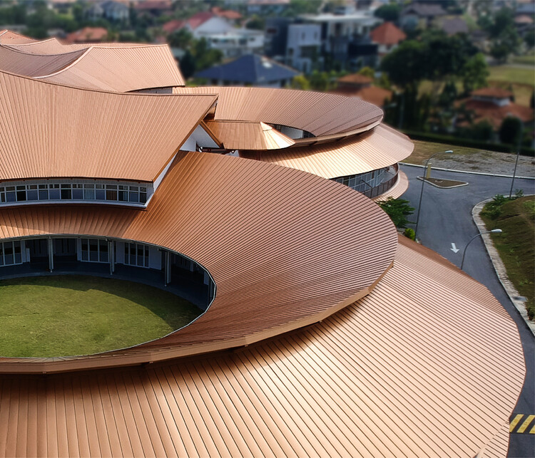 Building at Scale: How Long-Span Steel Expands Architectural Possibilities - Image 5 of 14