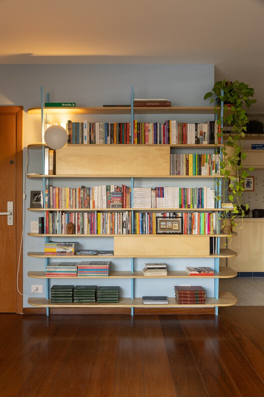 João Moura Apartment / Margem Arquitetos João Moura Apartment / Margem Arquitetos - Interior Photography, Closet, Shelving
