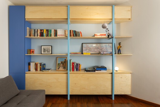 João Moura Apartment / Margem Arquitetos João Moura Apartment / Margem Arquitetos - Image 7 of 26