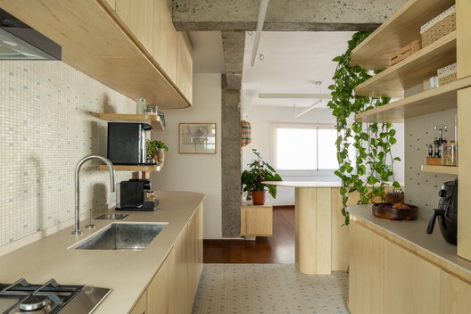 João Moura Apartment / Margem Arquitetos João Moura Apartment / Margem Arquitetos - Interior Photography, Kitchen, Countertop, Sink