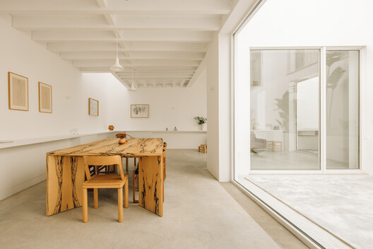 House / José Adrião Arquitetos House / José Adrião Arquitetos - Interior Photography, Dining room, Wood