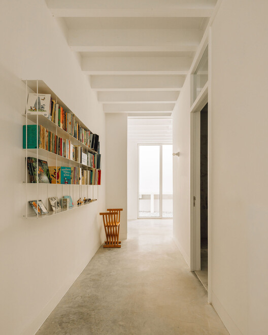 House / José Adrião Arquitetos House / José Adrião Arquitetos - Interior Photography, Closet, Wood, Shelving
