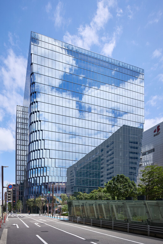 Tenjin Business Center II / OMA Tenjin Business Center II / OMA - Exterior Photography, Glass, Cityscape